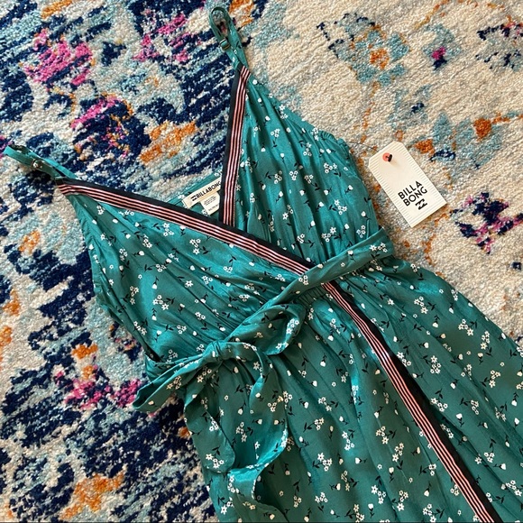 NEW! Billabong Soft Seas Dress - Picture 4 of 5